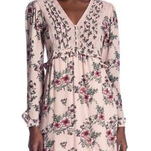 Taylor & Sage Pink Floral Dress Size Medium. NWOT